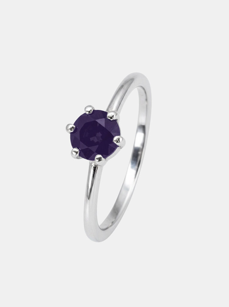 Ring with Sapphire, 14K White Gold - Black Sapphire
