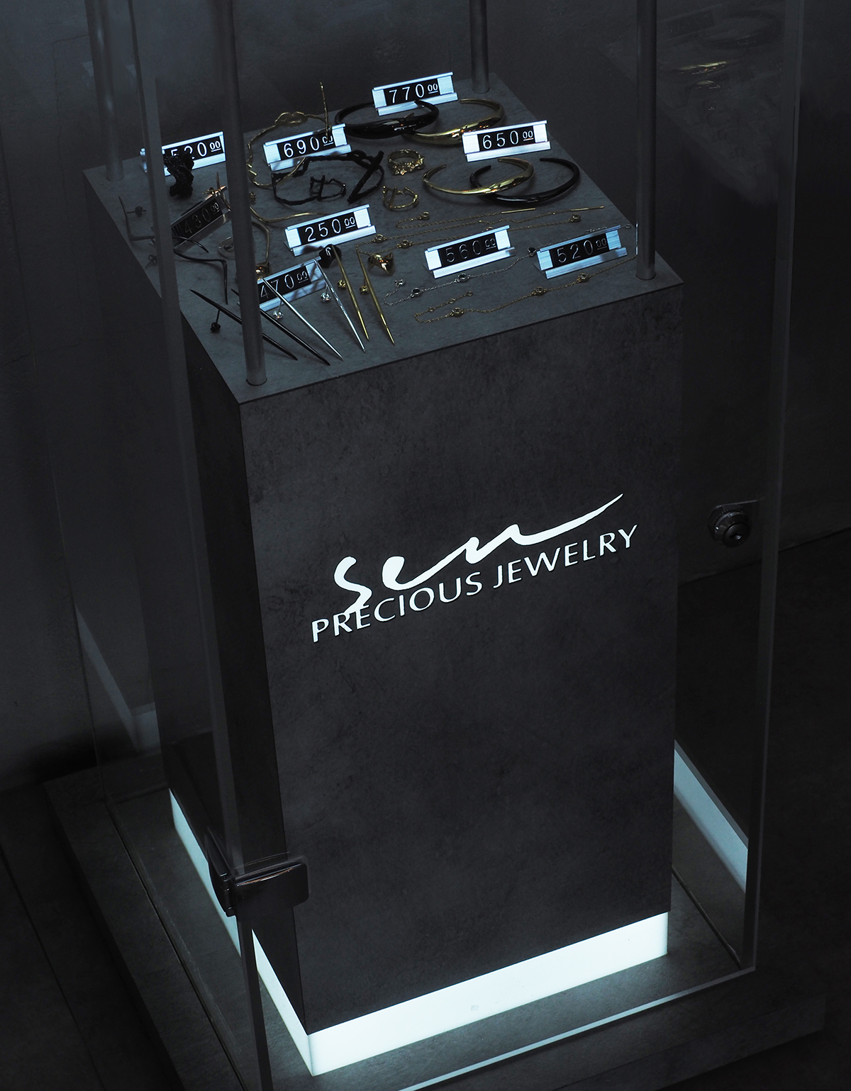 Butiki Sen Jewelry