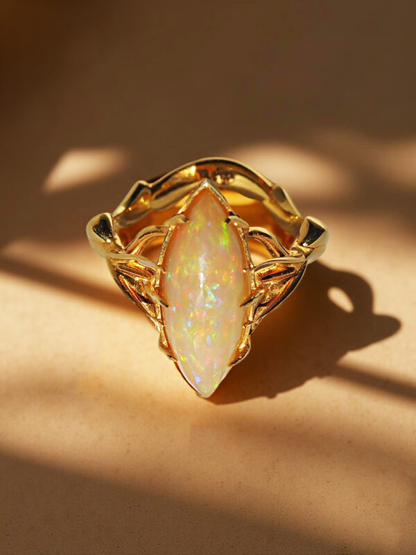 Pierścionek złoty, Opal - Solstice