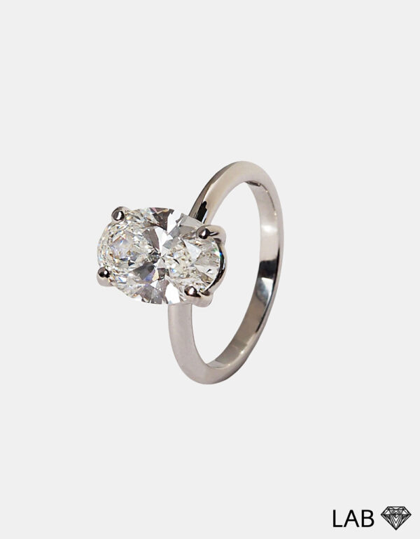 Pierścionek Solitaire z laboratoryjnym diamentem Oval, 14K białe złoto _ 2,56 ct