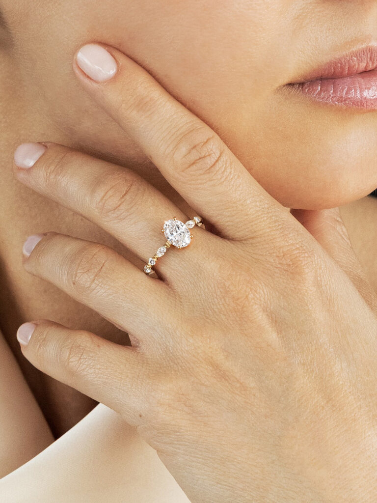 Ring with Lab-Grown Diamonds, 14K Yellow Gold - Era
